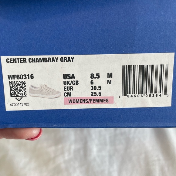 Keds Women’s Sneakers - Cute with capris! - Picture 3 of 4